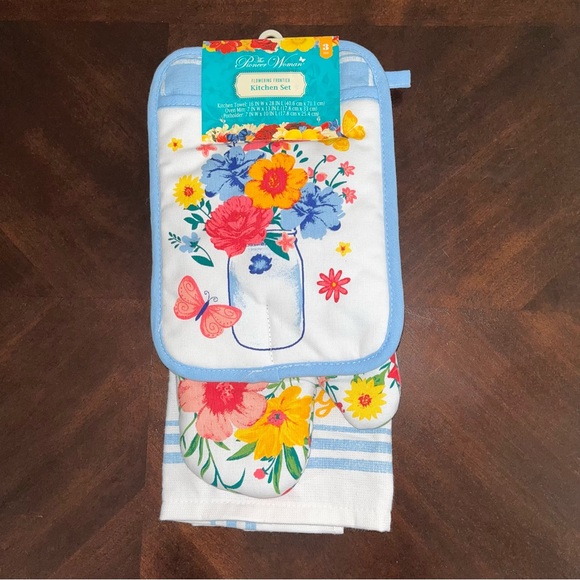 Pioneer Woman
Flowering Frontier
Kitchen Towel Oven Mitt
Pot Holder 3pc Gift NWT - Picture 2 of 5